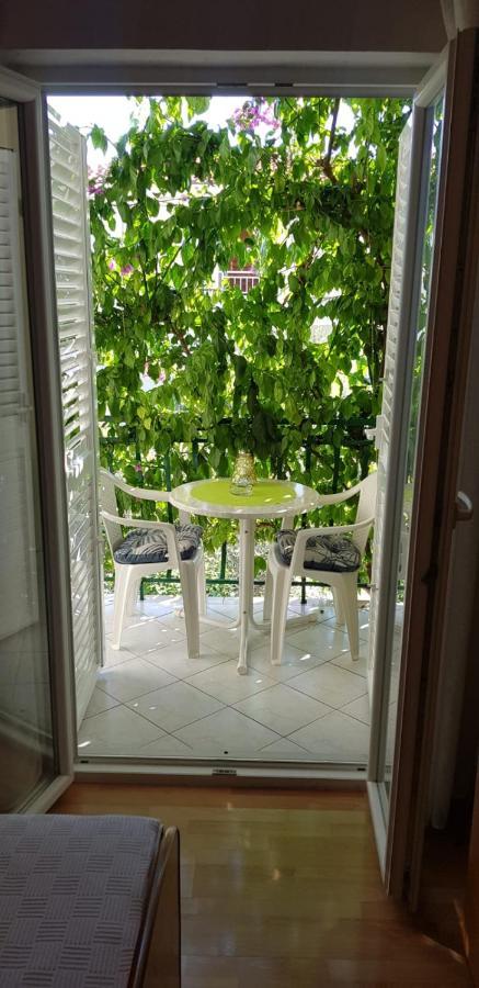 Apartmani Sonja มาคาร์สกา ภายนอก รูปภาพ